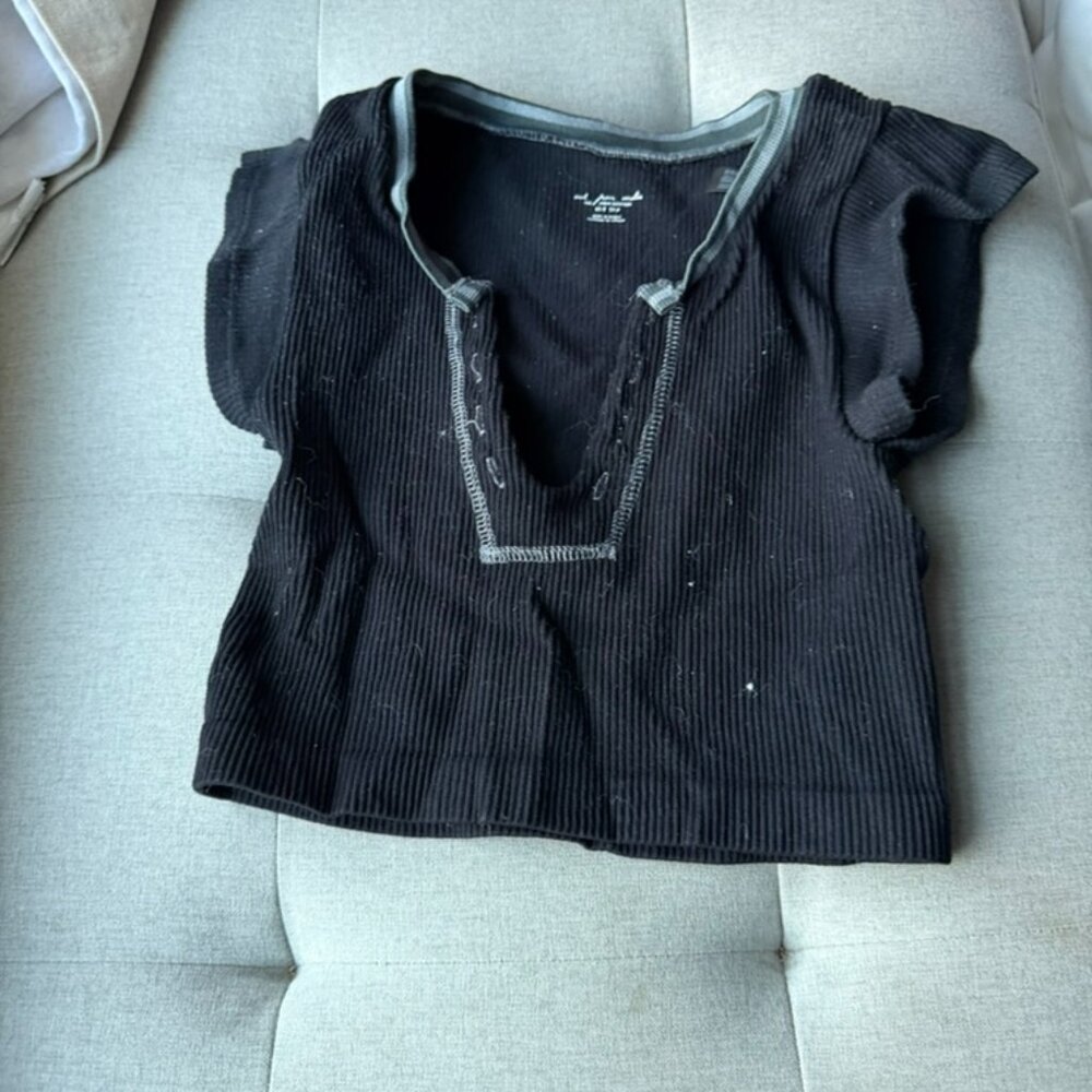 Black Out From Under Go For Gold Seamless Crop